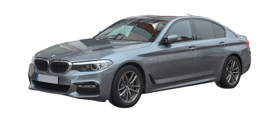 Fotoğraf: Vauxford · CC BY-SA 4.0 · Wikimedia Commons BMW 5 Serisi G30